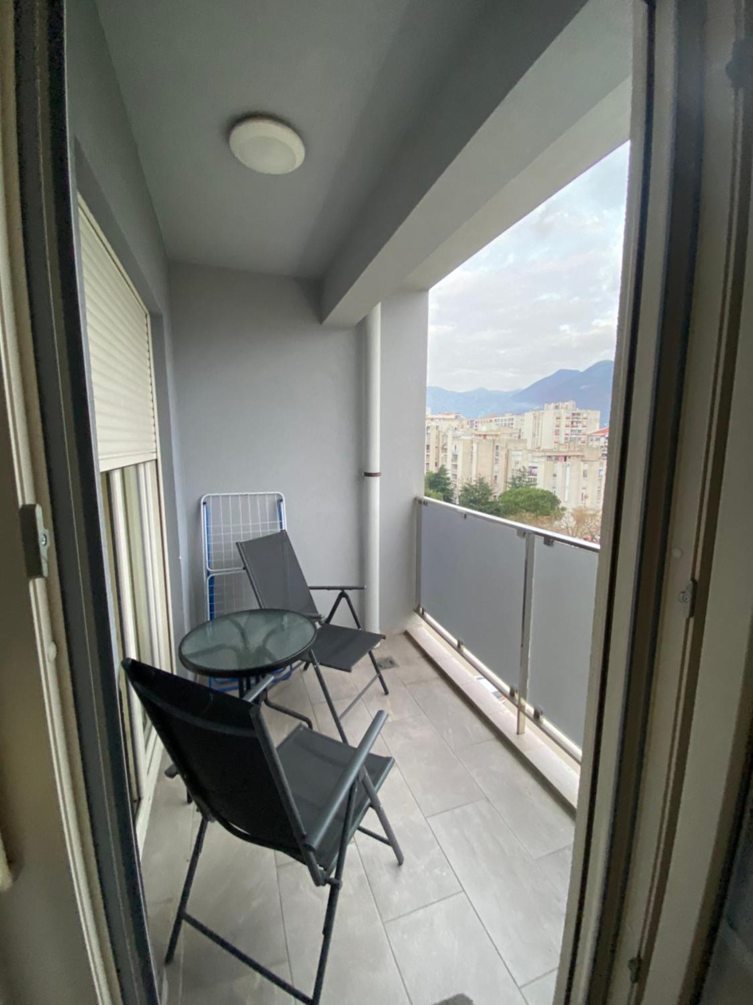Apartment Alex Бар Екстериор снимка